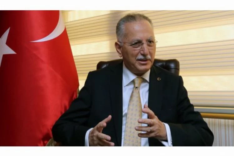 Ekmeleddin İhsanoğlu'ndan CHP'ye ret