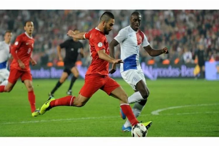 Türkiye Hollanda milli maç yayınında yeni kriz