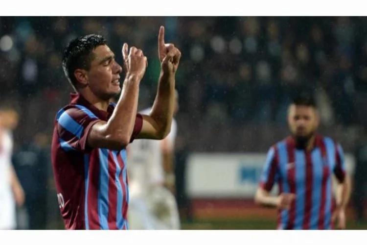 Araplar Süper Lig'in gol kralı adayına kafayı taktı!