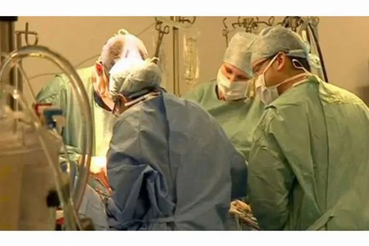 Avrupa’da bir ilk... Türk hastaya 'durmuş' kalp nakli