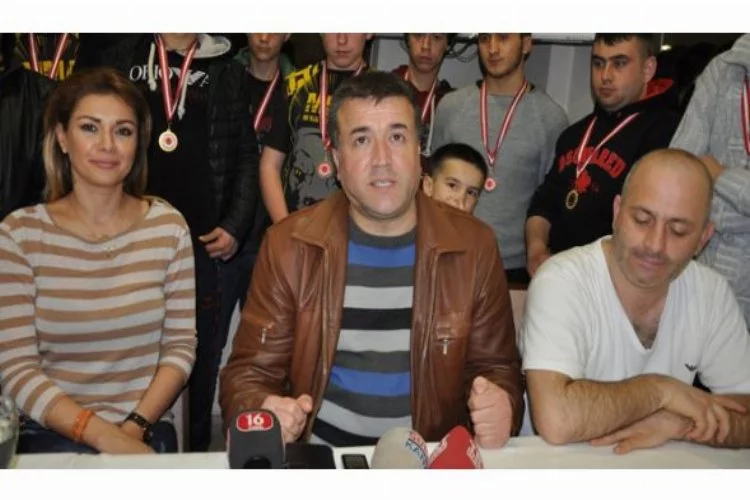Tuğba Altıntop’tan Bursa'da uyuşturucu ile mücadeleye destek
