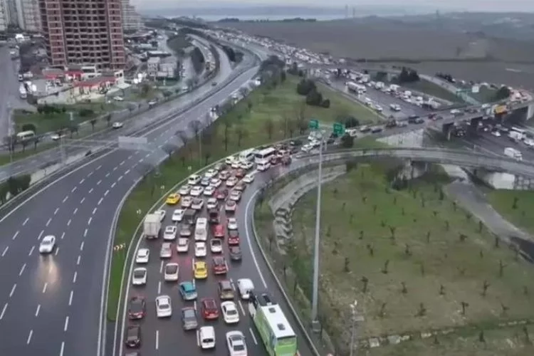 Bakanlık’tan İstanbul trafiğine farklı çözüm: Gişeler kalktı, Serbest Geçiş Sistemi geldi