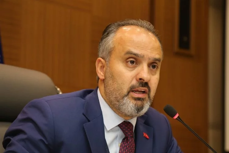 Büyükşehir Başkan Aktaş, Bursaspor eleştirilerine yanıt verdi