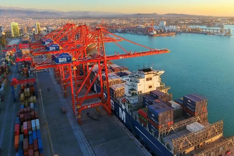 Batı Akdeniz'in 10 aylık ihracatı 2 milyar doları aştı
