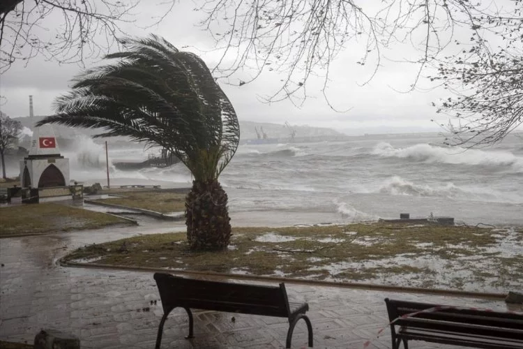 Batı Karadeniz ve Marmara için fırtına uyarısı