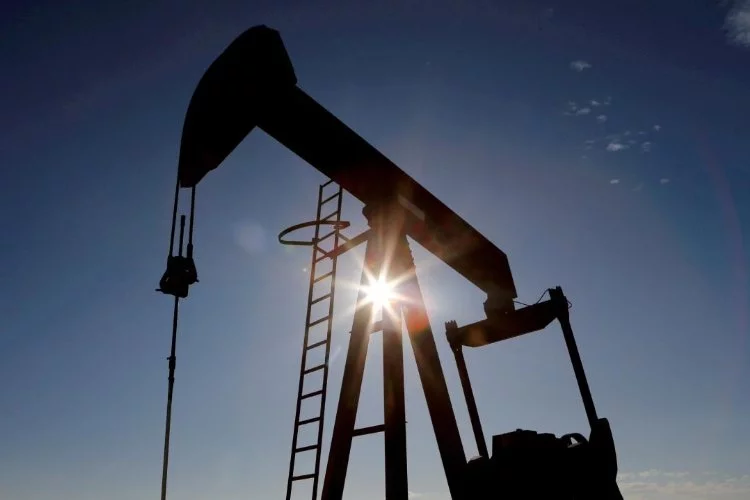 Brent petrolün varili 83,25 dolar