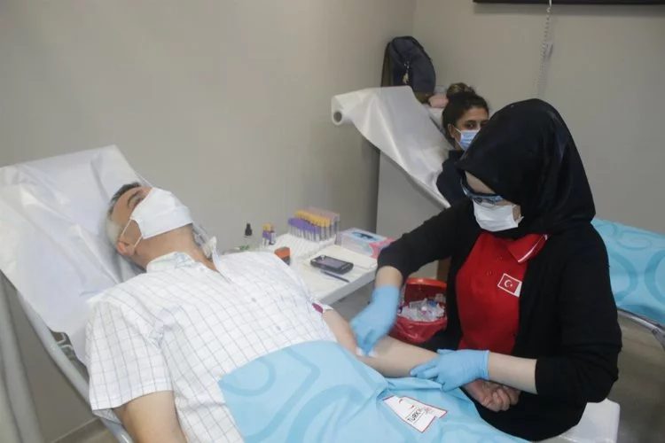 Bursa'da Doruk'tan kan bağışına destek, kan stoklarına katkı