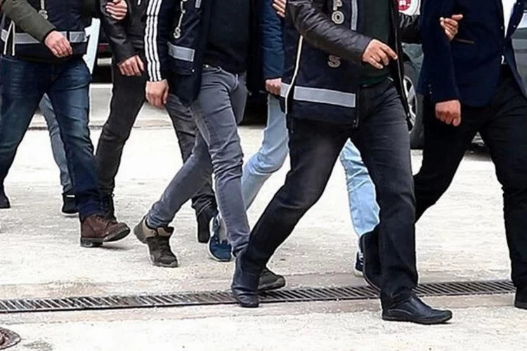 Bursa'da FETÖ operasyonu! 20 şüpheli gözaltına alındı
