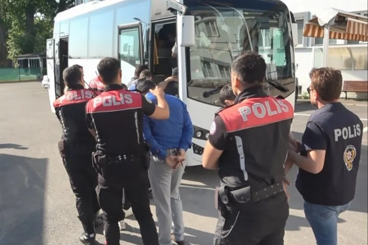 Bursa’da kadınları fuhşa zorlayan 10 zanlı tutuklandı