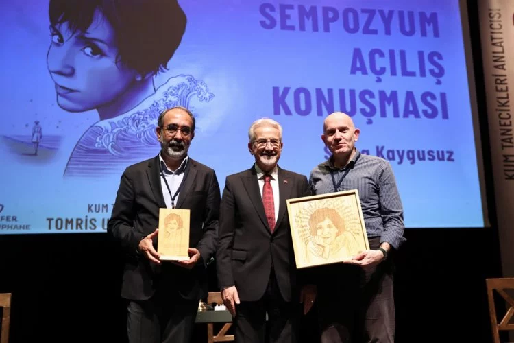 Bursa'da “Kum Tanecikleri Anlatıcısı: Tomris Uyar Sempozyumu” başladı