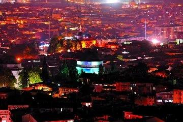Bursa'da lodos gece yarısı 'fırın' etkisi yarattı! Yıldırım'da sıcaklık rekor kırdı...