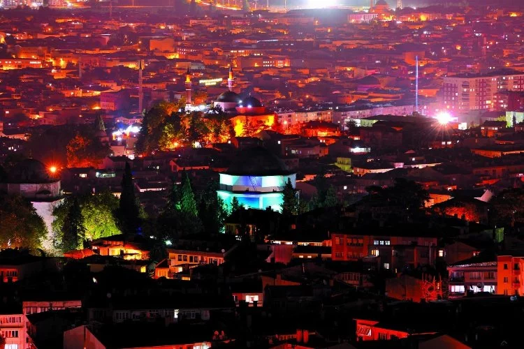 Bursa'da lodos gece yarısı 'fırın' etkisi yarattı! Yıldırım'da sıcaklık rekor kırdı...