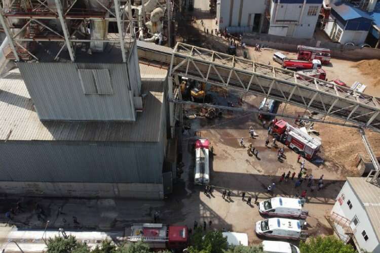Bursa'da orman ürünleri fabrikasında patlama! Ölü ve yaralılar var