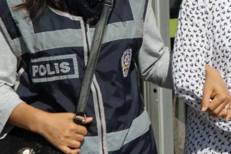 Bursa'da sosyal medya üzerinden uygunsuz yayın yapan kadın tutuklandı