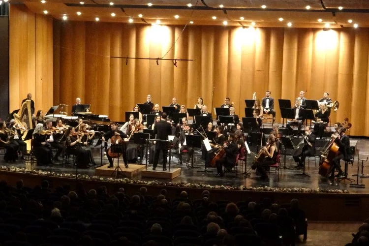 Bursa'da "Türkiye-Fransa Dostluk Konseri" düzenledi