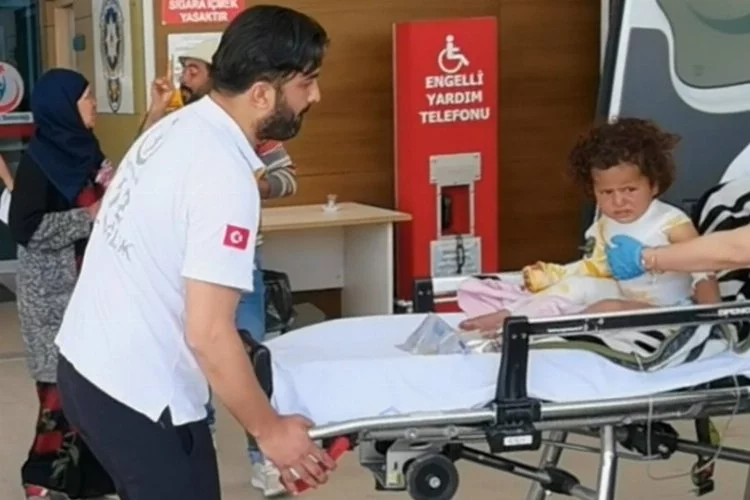 Bursa'da üzerlerine kaynar su dökülen kardeşler yaralandı