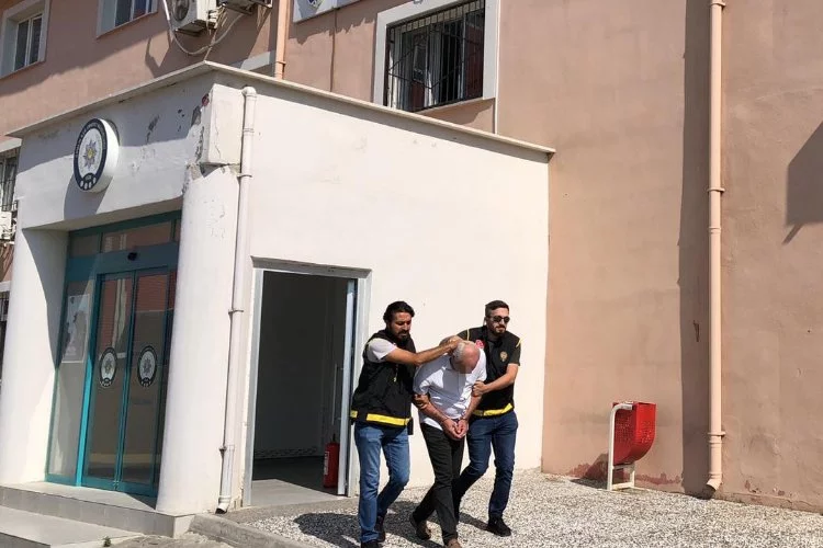 Bursa'da yabancı uyruklu yankesici, polisten kaçamadı!
