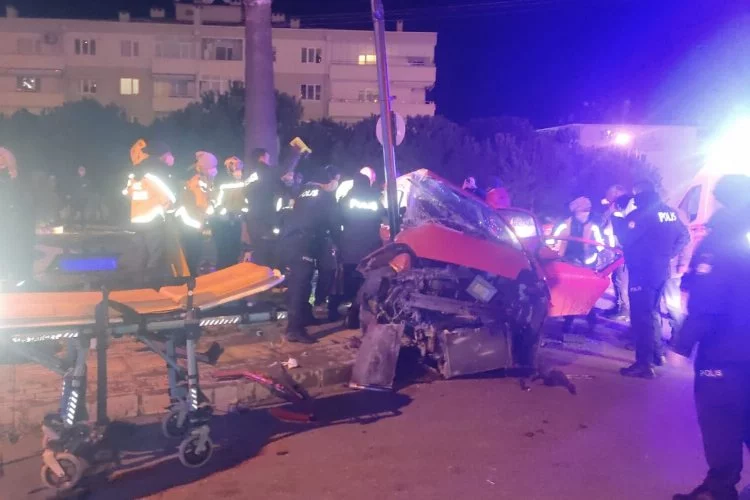 Bursa Mudanya'da kırmızı ışık faciası: 3 kişi hayatını kaybetti...