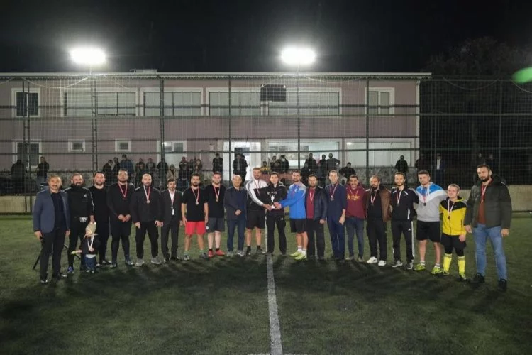 Bursa Orhaneli'de futbol şöleninde şampiyon Eğitim Gücü