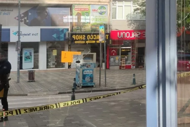 Bursa Orhangazi'de silahlı saldırı! İlçe karıştı...