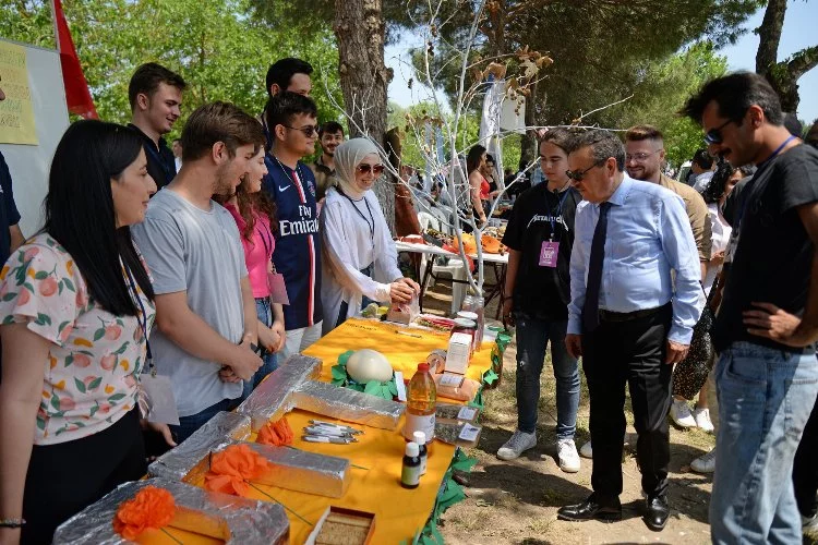 Bursa Uludağ Üniversitesi'nde öğrenci festivalleri başladı