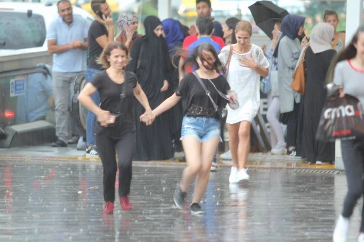 Bursa’ya yeni haftada sağanak yağış uyarısı! (27 Haziran 2022 Bursa’da hava durumu nasıl?)