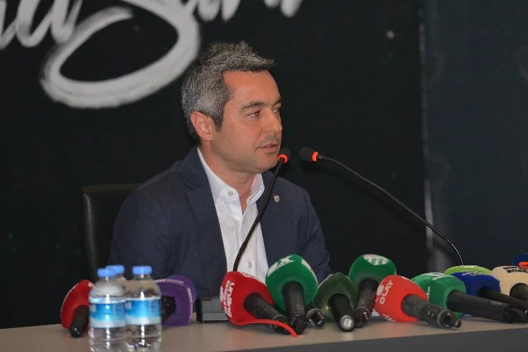 Bursaspor Başkanı Banaz: Bu yükün altından 3-5 kişi kalkamaz