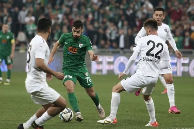 Bursaspor'un Manisa FK maçının günü ve saati değişti!