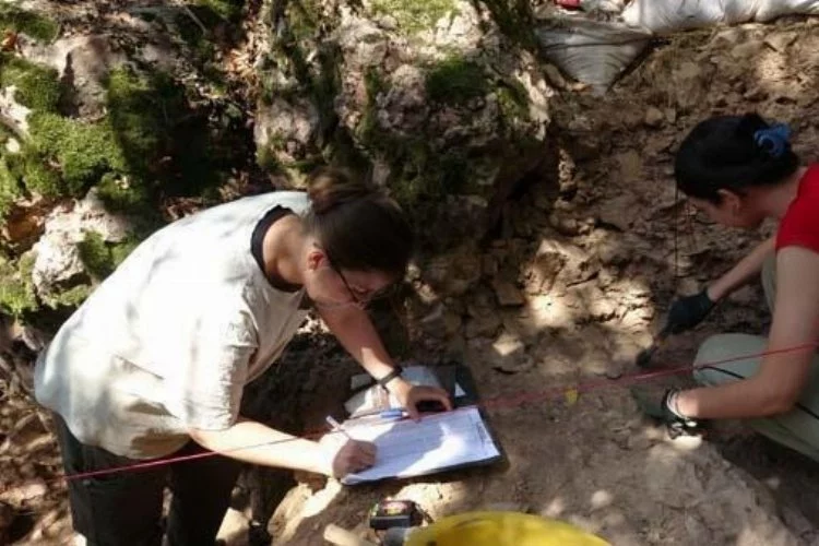Çanakkale'de tarihi keşif! 86 bin yıllık mağaradan 20 bine yakın sır