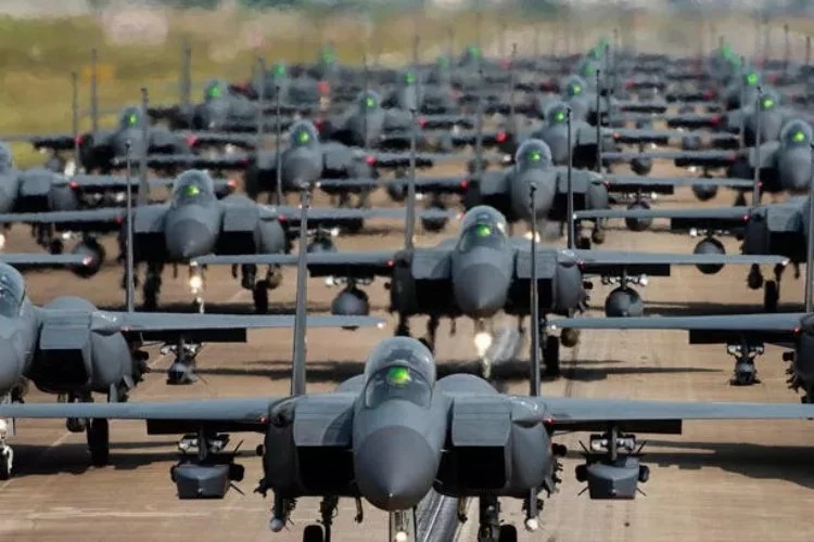 Çin'den ABD'ye uyarı!  40 savaş uçağı...
