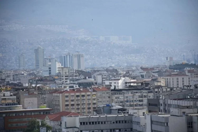 Çöl tozu Türkiye'de: İzmir, Balıkesir'de hava kalitesi düştü