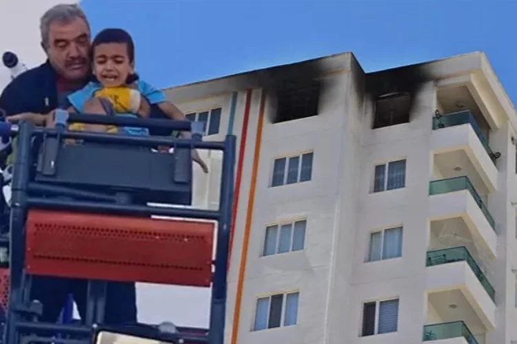 Diyarbakır'da 13 katlı binada yangın!