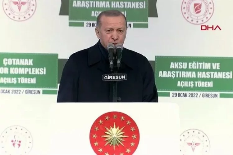 Erdoğan: "Birileri bir yerlerde kafayı bulmaya gidiyor"