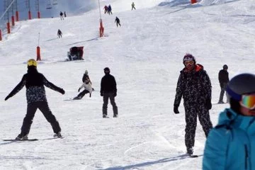 Erzurum'da kayak sezonu açıldı