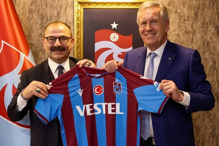 Eski Almanya Cumhurbaşkanı Wulff Trabzonspor'u ziyaret etti