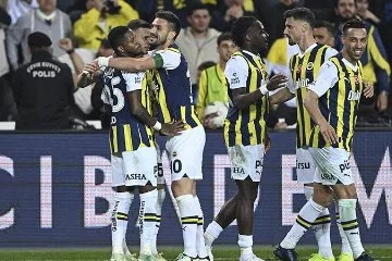 Fenerbahçe'nin Konyaspor maçı kamp kadrosu açıklandı