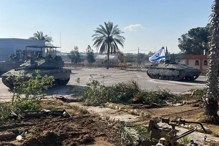IDF: Refah sınır kapısının Gazze tarafında kontrolü sağladık