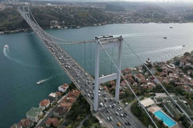 Fatih Sultan Mehmet Köprüsü'ndeki çalışmalar havadan görüntülendi