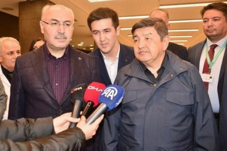 Kırgızistan Bakanlar Kurulu Başkanı Adana'da! Tedavi gören 4 vatandaşını ziyaret etti