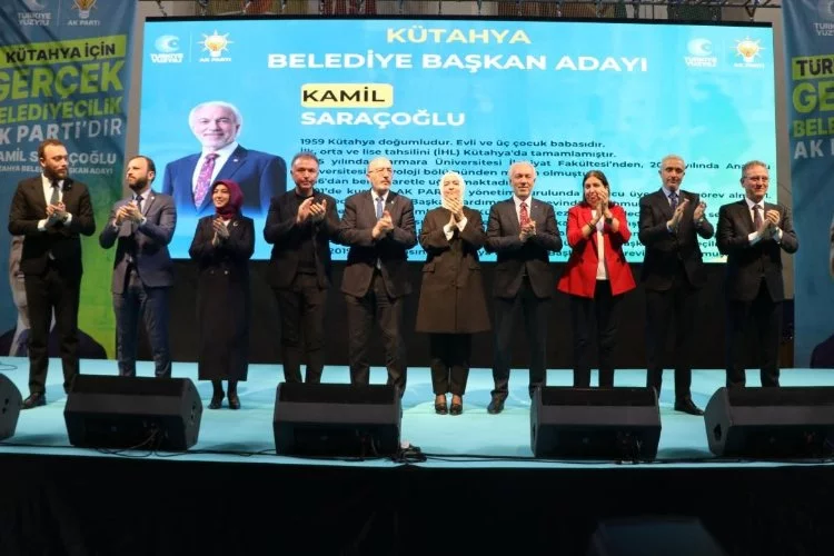 Kütahya'da AK Parti'nin ilçe ve belde belediye başkan adayları tanıtıldı