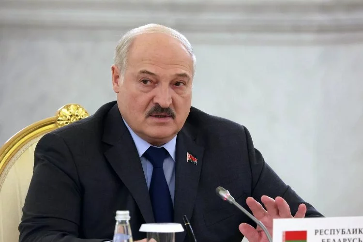 Lukaşenko: Belarus, en büyük devletlere karşı koyabilecek kabiliyettedir