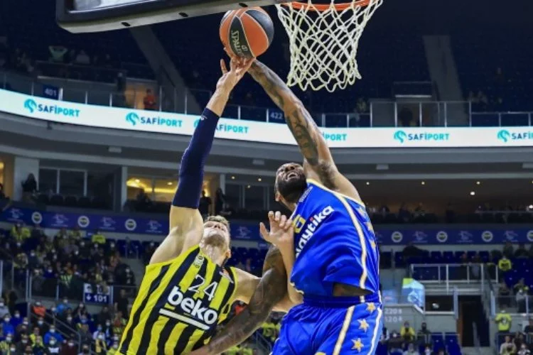 Maccabi Playtika - Fenerbahçe Beko maçı ertelendi