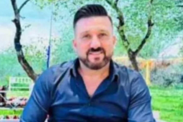Mardin'de, menfez bendine çarpan otomobilin sürücüsü hayatını kaybetti