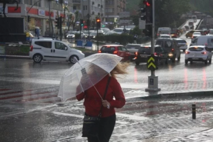Meteoroloji'den Bursa için hafta sonu uyarısı: Önce kuvvetli yağış sonra güneş... (11 Mayıs 2024 Bursa’da hava durumu nasıl?)