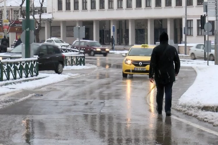 Meteoroloji'den uyarı art arda geldi: Bursa'ya kar geliyor... (22 Ocak 2024 Bursa’da hava durumu nasıl?)