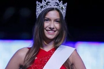 Miss Turkey Güzeli üstsüz poz verdi, yorum yağdı!