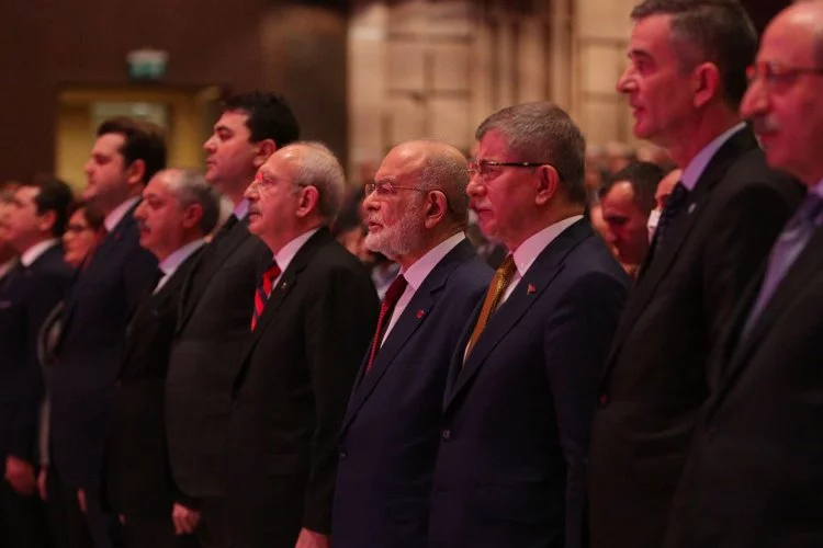 Muhalefet partisi liderleri Erbakan anmasında buluştu