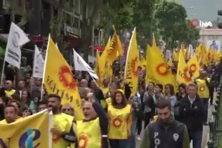 İstanbul’da bir öğretmenin öldürülmesi Bursa’da protesto edildi!