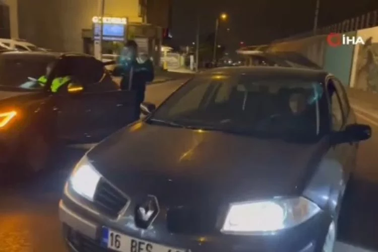 Bursa'da alkollü yakalanan sürücü polisle pazarlık yapmaya çalıştı: Yakmayın beni!