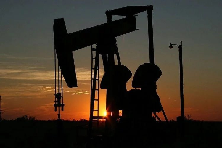 O ülke şokta: Sadece bir günlük petrolümüz kaldı